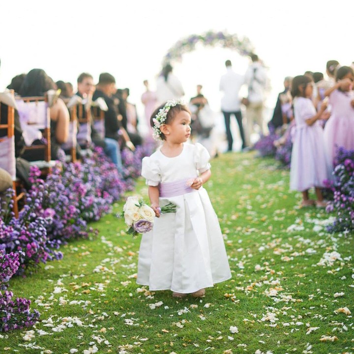 Potret anak seleb ikut ke kondangan ini bikin gemes © 2023 brilio.net