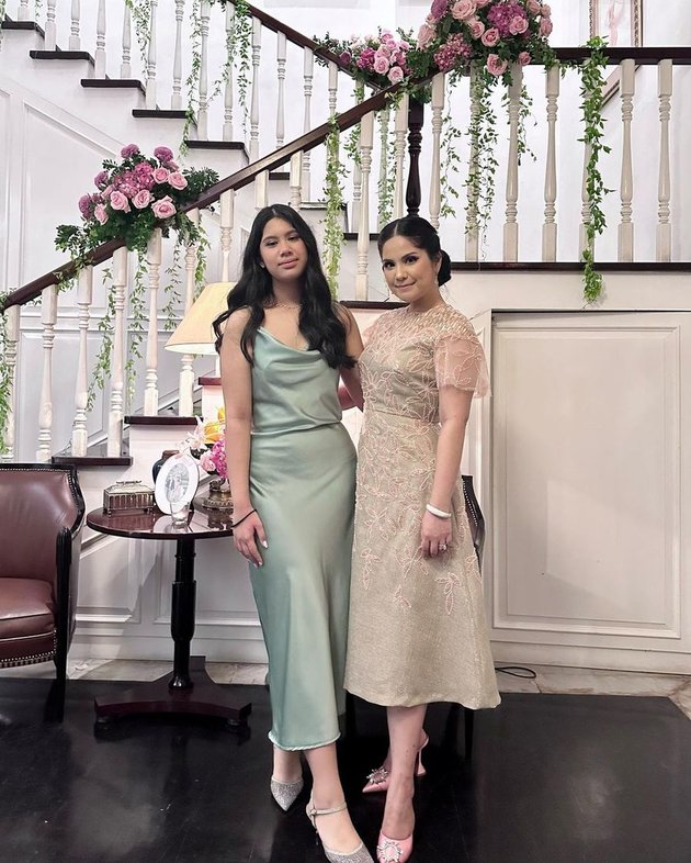 Potret anak seleb ikut ke kondangan ini bikin gemes © 2023 brilio.net