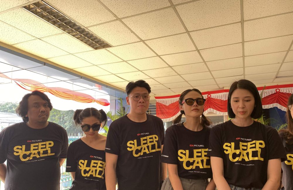 pemain sleep call jajal naik KRL © berbagai sumber pemain sleep call jajal naik KRL © berbagai sumber