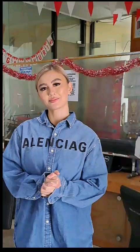 outfit agnez mo urus ktp disorot © berbagai sumber outfit agnez mo urus ktp disorot © berbagai sumber