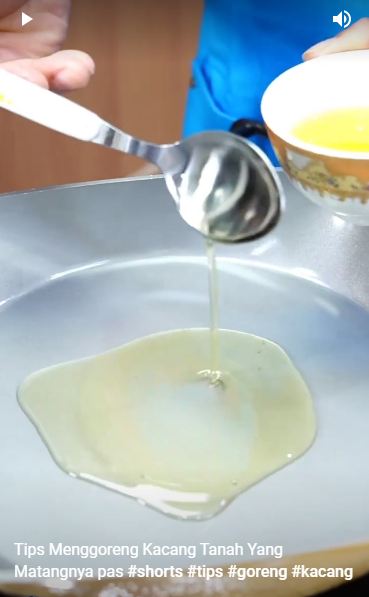 Trik menggoreng kacang tanah supaya matangnya pas, tidak gosong dan tetap irit minyak