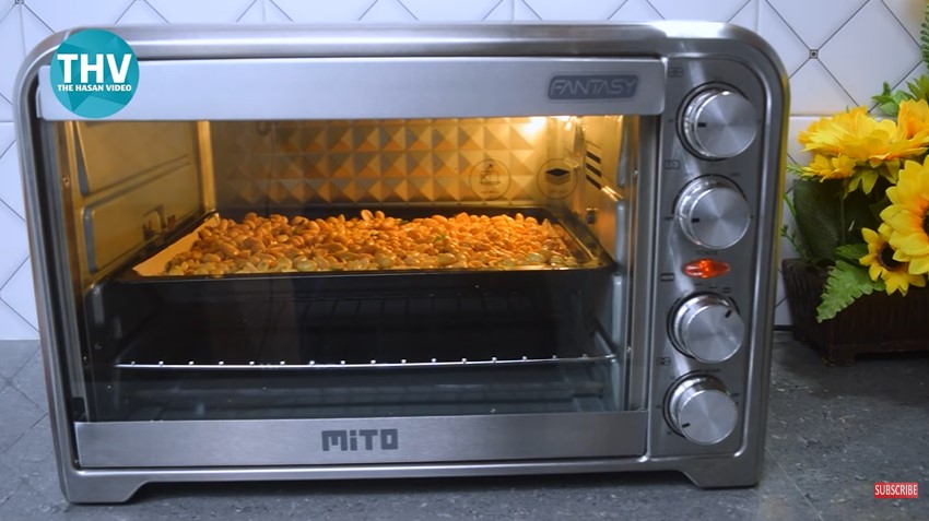 Tanpa direbus atau digoreng, ini trik masak kacang tanah biar cepat empuk, renyah, dan gurih