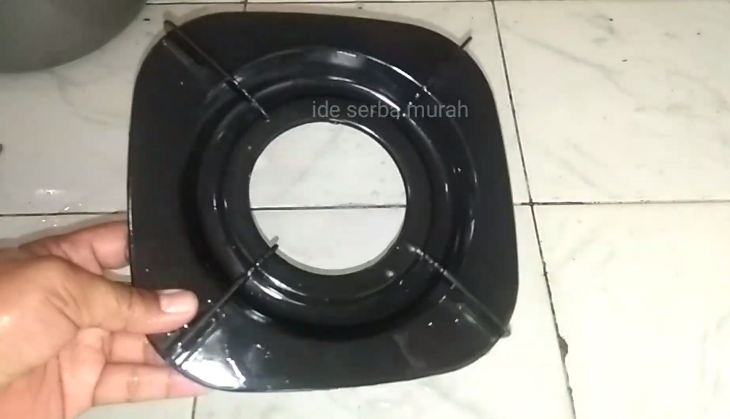 Modal 2 bahan sederhana, begini trik cepat melunturkan kerak di tungku kompor gas cuma dalam 5 menit