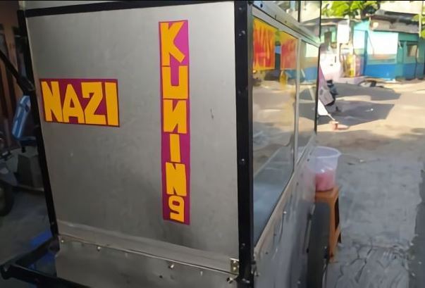 Potret kocak tulisan di gerobak pedagang Berbagai sumber