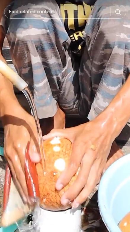 Tak banyak yang tahu, begini trik memarut kelapa supaya hasil santannya kental dan melimpah
