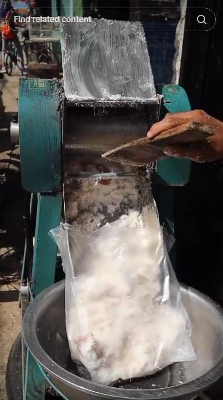 Tak banyak yang tahu, begini trik memarut kelapa supaya hasil santannya kental dan melimpah