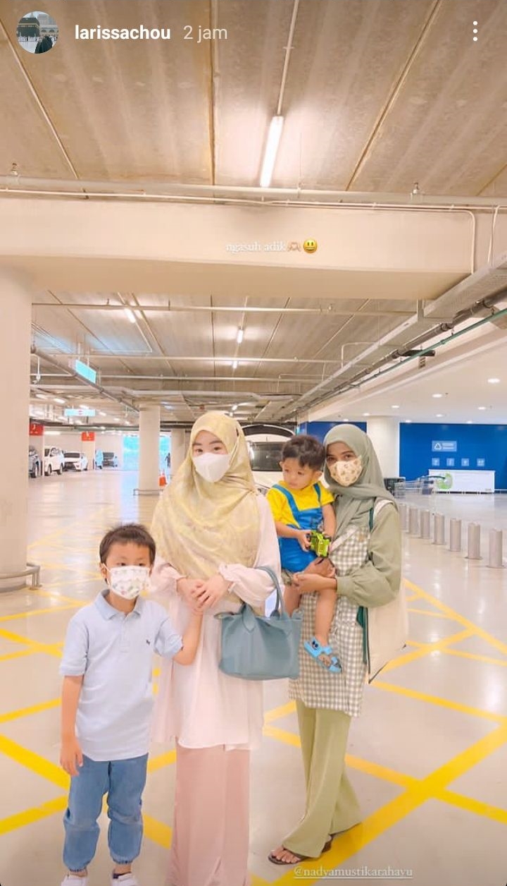 kedekatan Nadya Mustika dengan Larissa Chou © Instagram