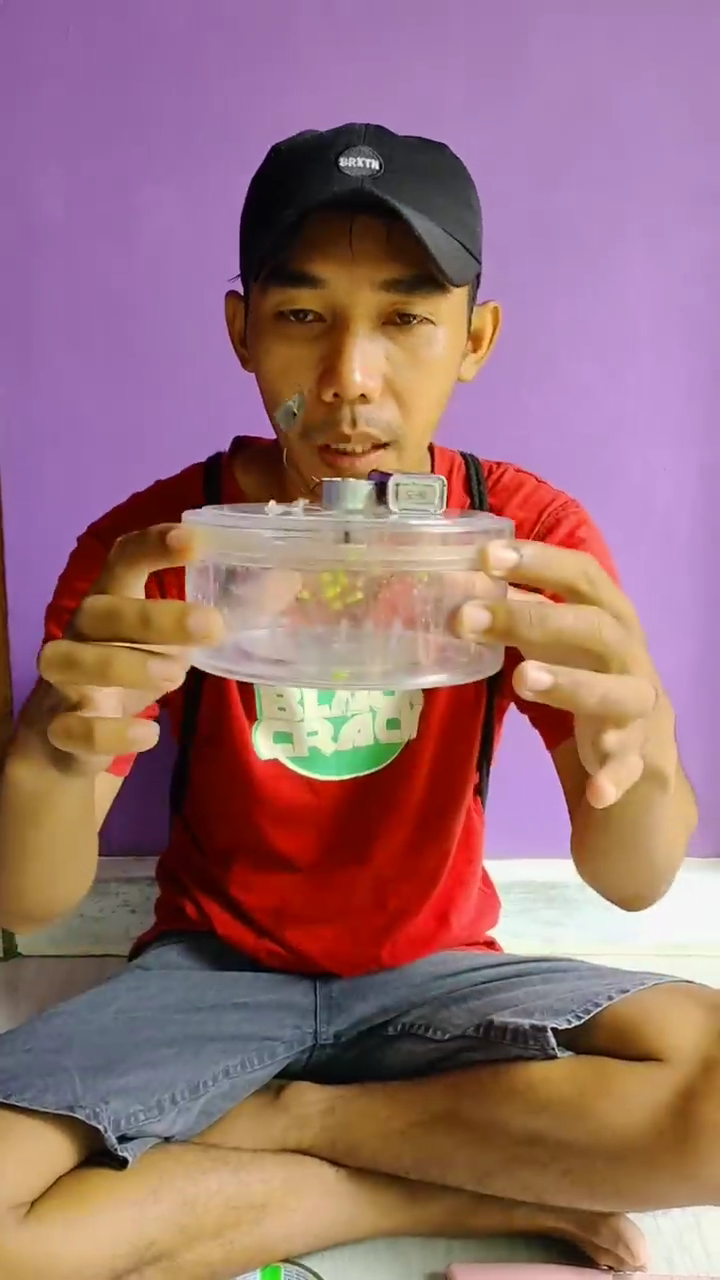 Cara bikin pengiris cabai dari toples bekas ini kreatif banget, kokoh dan awet dipakai