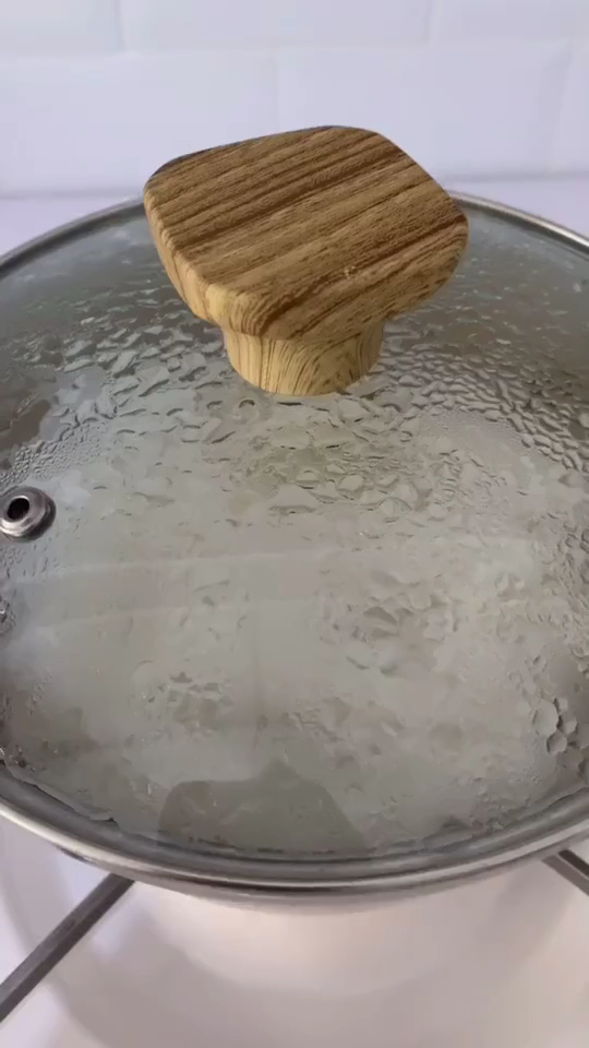 Trik menanak nasi pakai panci mi, tetap pulen dan tak lengket meski tanpa rice cooker