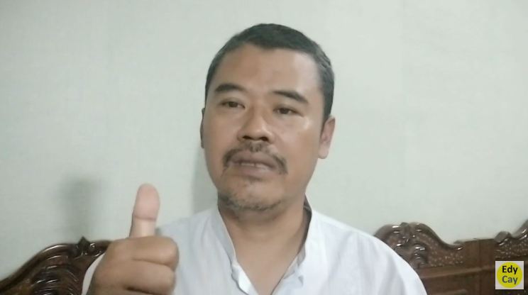 Trik mudah atasi duri ikan tersangkut di tenggorokan tanpa gumpalan nasi maupun bantuan alat apapun