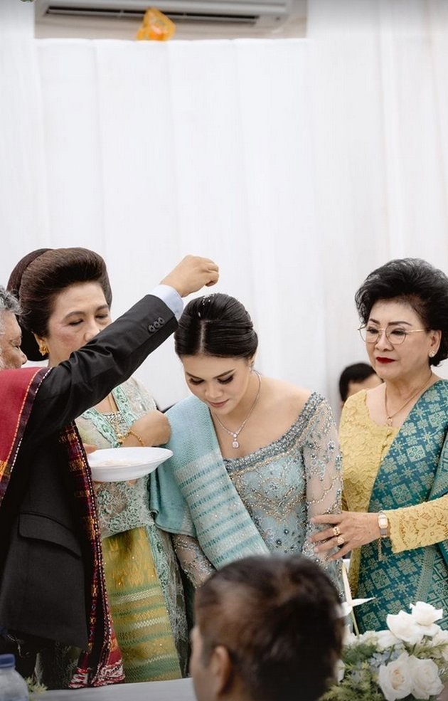 Momen prosesi Martumpol Chen Giovani calon mantu Hotman Paris Instagram