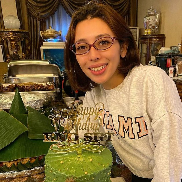 potret terbaru Eno Sigit Instagram potret terbaru Eno Sigit Instagram