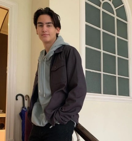 Remaja bule cucu presiden RI © berbagai sumber