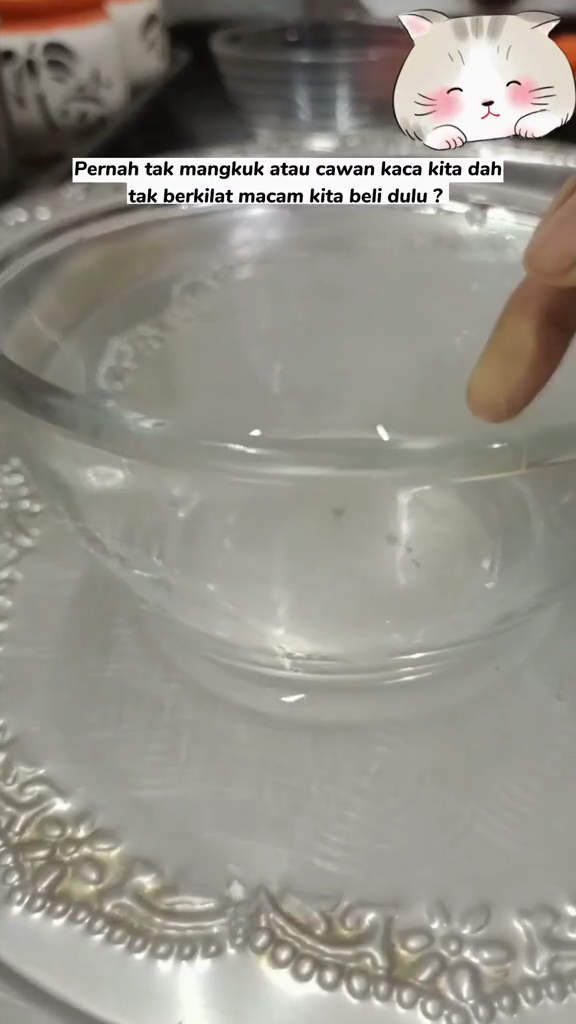 Tanpa sabun, ini cara mudah bersihkan mangkuk kaca kusam cuma pakai 2 bahan sederhana