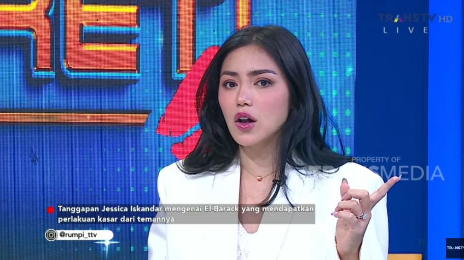 El Barack nyaris dikeroyok teman di sekolah baru © 2023 brilio.net El Barack nyaris dikeroyok teman di sekolah baru © 2023 brilio.net