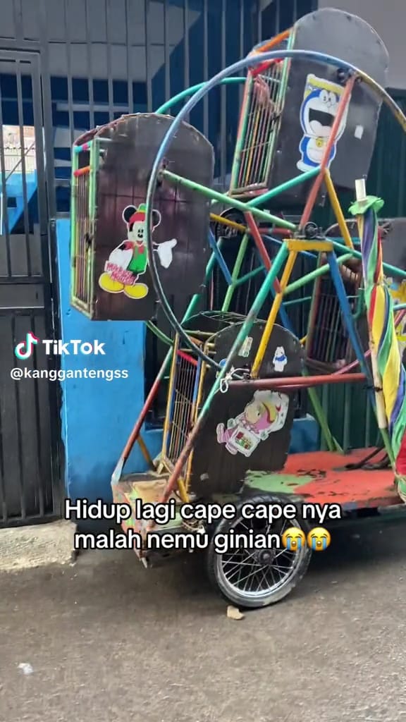 Odong-odong bianglala bikin nostalgia © TikTok