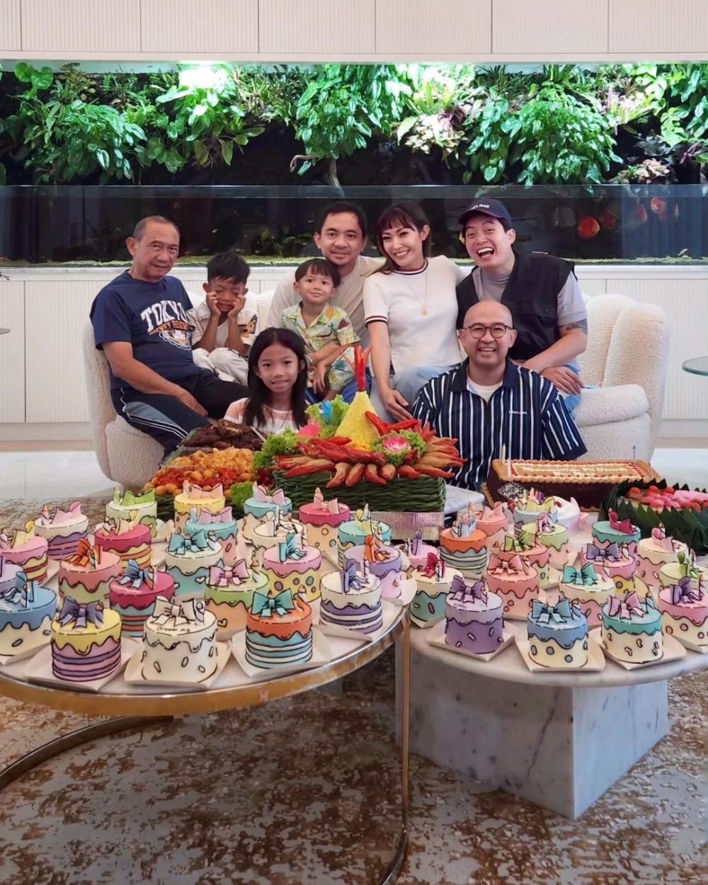 momen ultah ke-39 Ayu Dewi © 2023 brilio.net