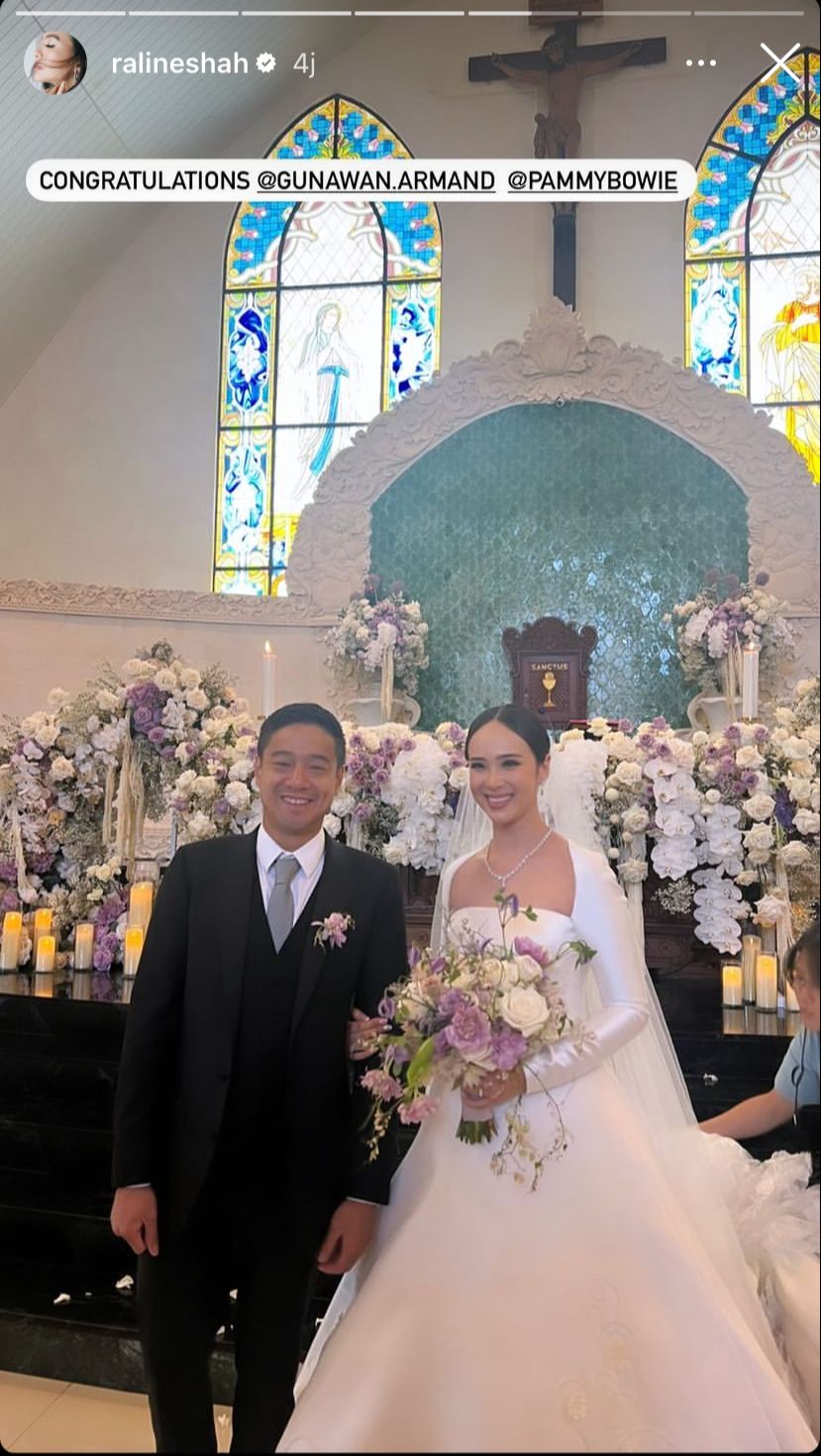 momen pemberkatan pamela bowie © instagram