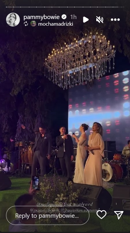 momen resepsi nikah Pamela Bowie © 2023 brilio.net momen resepsi nikah Pamela Bowie © 2023 brilio.net