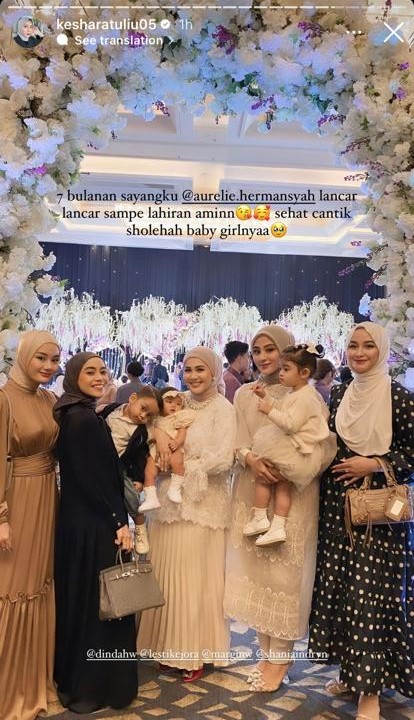 gaya seleb di acara tujuh bulanan kehamilan aurel hermansyah © berbagai sumber