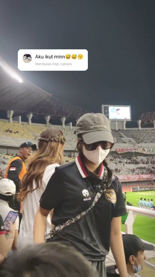 kedekatan fuji dan asnawi mangkualam © berbagai sumber