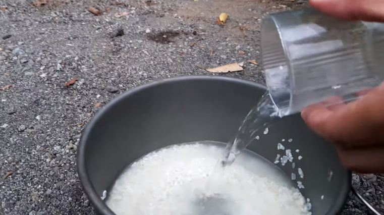 Cara mudah masak nasi pakai nesting, hasilnya matang sempurna dan antigosong