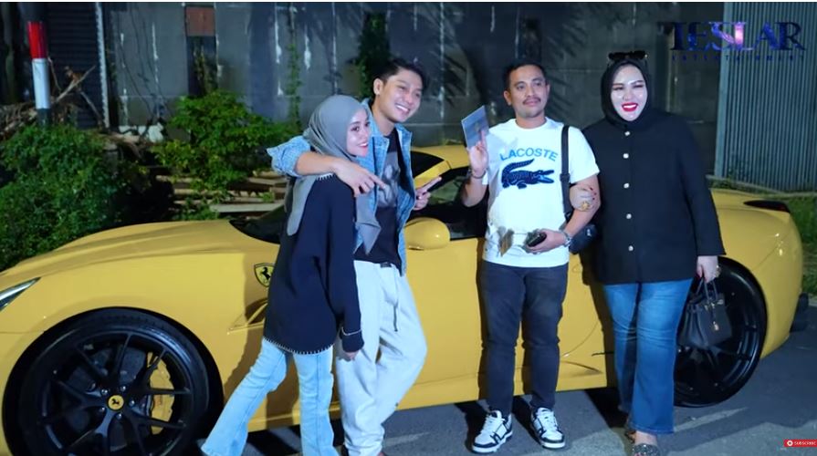 Momen Mira Hayati ratu emas beli mobil Lesti Rp 3 M dibayar tunai YouTube