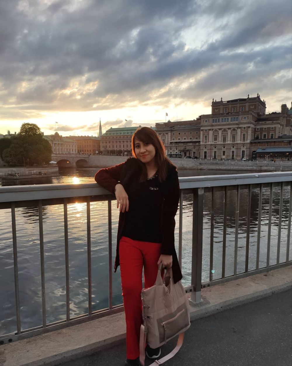 transformasi nia afi masa muda mirip gege © berbagai sumber transformasi nia afi masa muda mirip gege © berbagai sumber