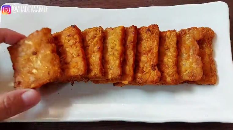 Cuma 5 menit, begini trik praktis menggoreng tempe agar gurih dan renyah tanpa direndam bumbu marinasi