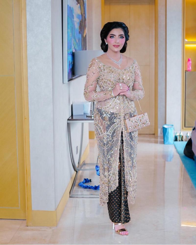 Ashanty saat pakai kebaya © Instagram