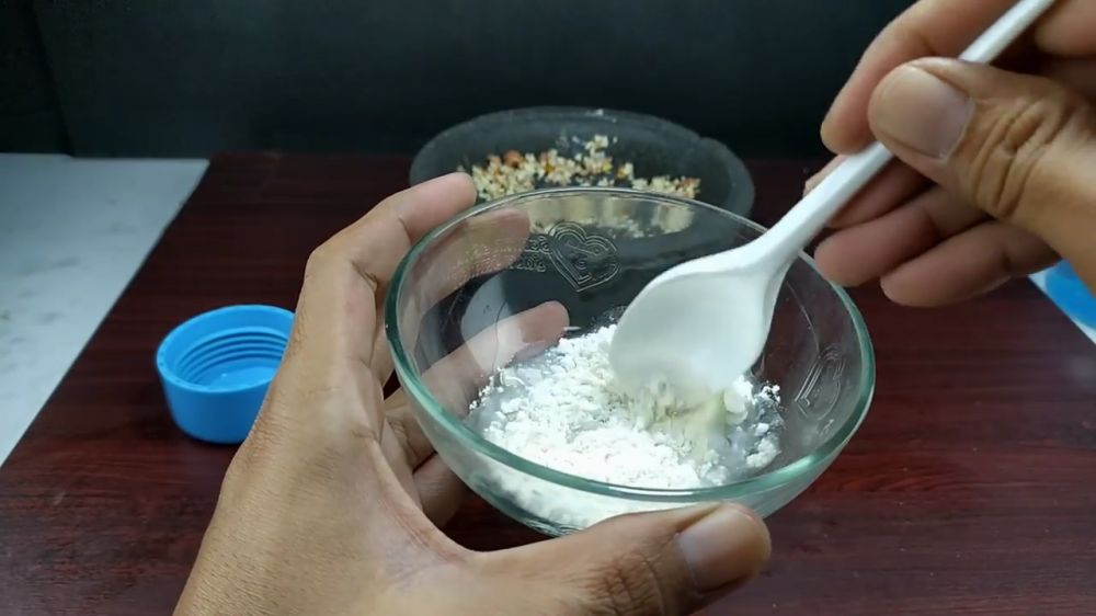 Bukan pakai gula pasir, begini cara mudah bikin racun tikus yang ampuh cuma pakai 2 bahan dapur