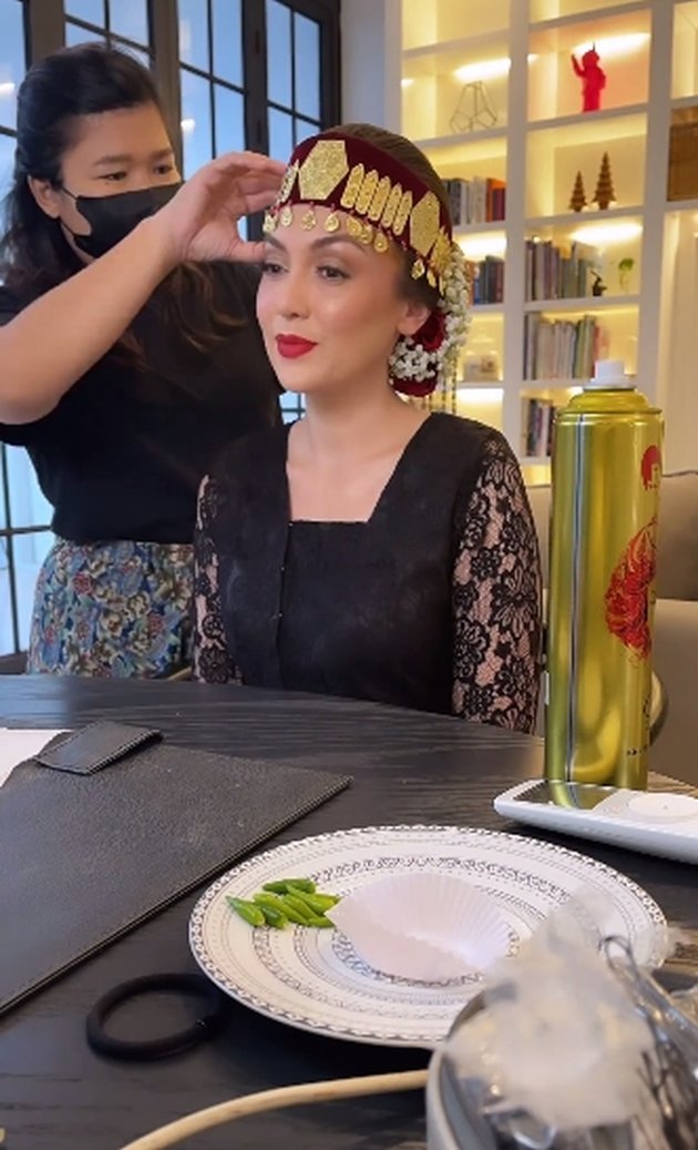 potret rianti jalani proses mangadati © instagram