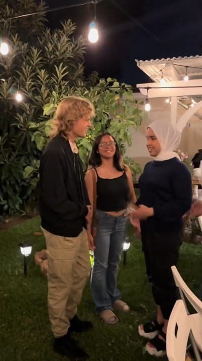 Uya Kuya dinner bareng Putri Ariani © Instagram Uya Kuya dinner bareng Putri Ariani © Instagram