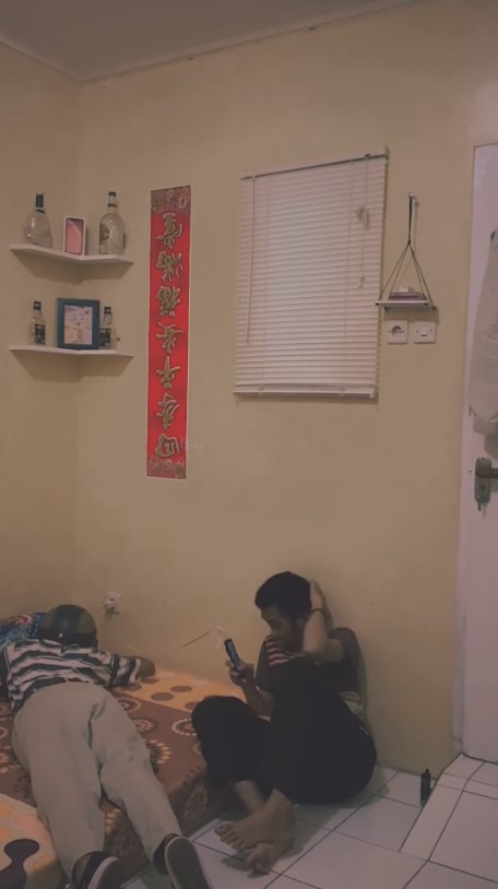 renovasi kamar penuh coretan © 2023 brilio.net renovasi kamar penuh coretan © 2023 brilio.net