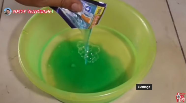 Tak perlu dibunuh, begini cara ampuh mengusir semut cuma pakai 2 bahan dapur