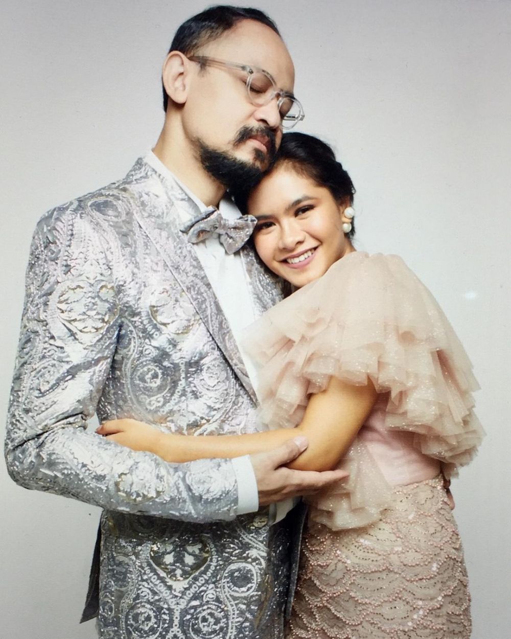 Potret kedekatan 9 seleb cantik dengan ayah sambung © 2023 brilio.net