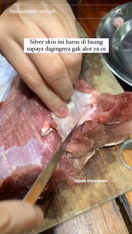 Trik bikin sate daging agar semakin empuk tanpa perlu dimarinasi terlalu lama, cukup pakai 2 bahan ini