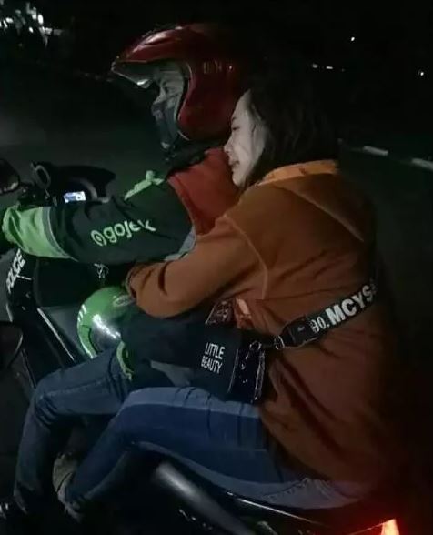 Potret kocak momen driver ojek online dapat penumpang aneh Berbagai sumber