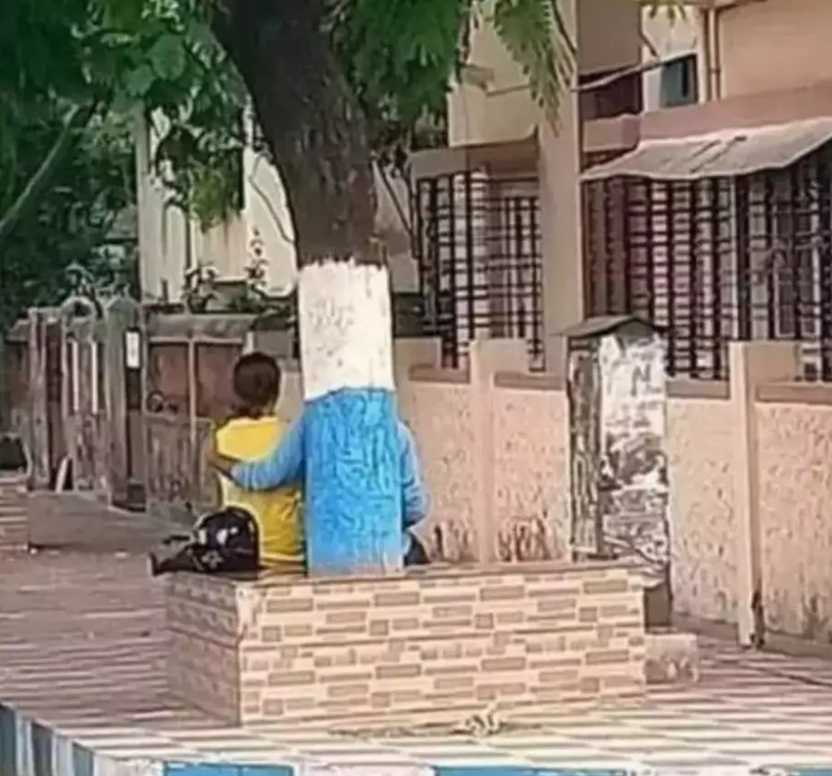 Potret lucu kebetulan mirip gestur metal Berbagai sumber