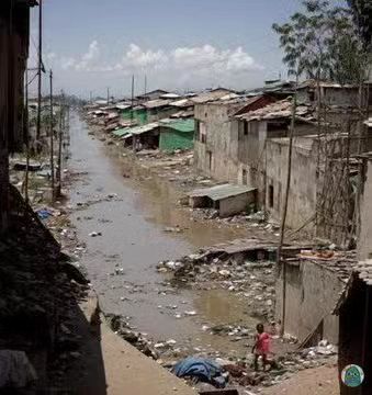 Potret lucu kebetulan mirip gestur metal Berbagai sumber