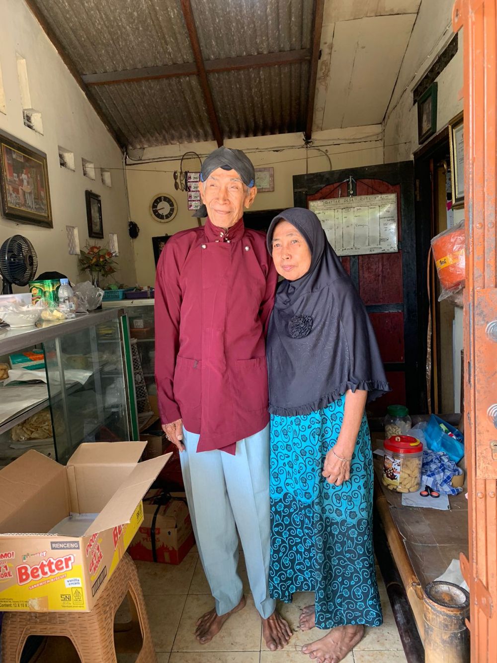 Romantisme kesetiaan kakek-nenek 70 tahun di balik eksistensi roti kembang waru warisan Mataram Islam