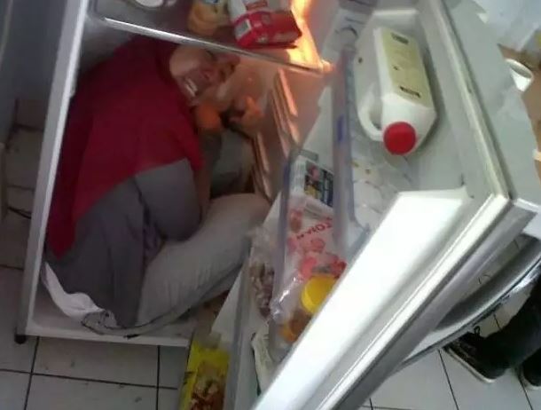 Potret kocak orang ogah kepanasan di rumah Berbagai sumber