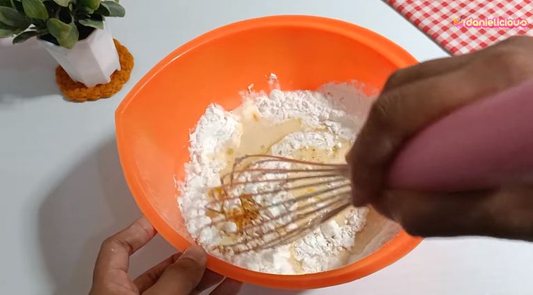 Cuma pakai 1 jenis tepung, ini cara bikin kremesan ayam lebih gurih dan bersarang tanpa air ungkepan