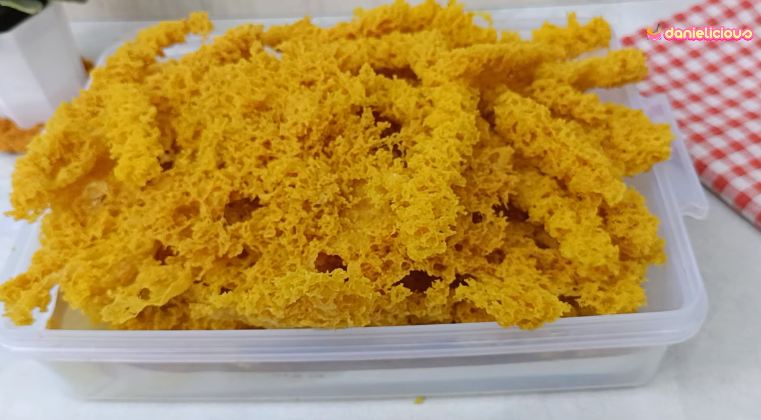 Cuma pakai 1 jenis tepung, ini cara bikin kremesan ayam lebih gurih dan bersarang tanpa air ungkepan