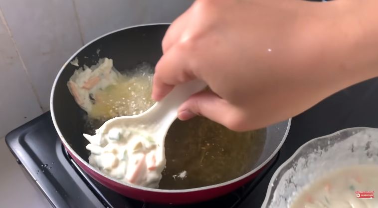 Tanpa baking powder, ini cara bikin bakwan gurih, renyah, & tak berminyak cukup tambah 2 bahan dapur