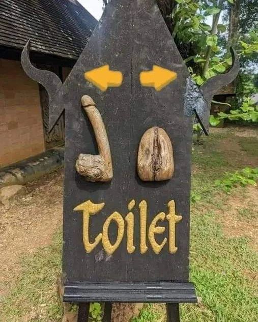 21 Potret kocak tanda petunjuk toilet ini nggak cuma kreatif tapi juga bikin cekikikan