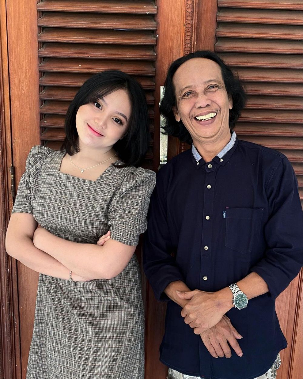 Pesona Tia Septiana putri komedian Mandra © 2023 brilio.net Pesona Tia Septiana putri komedian Mandra © 2023 brilio.net