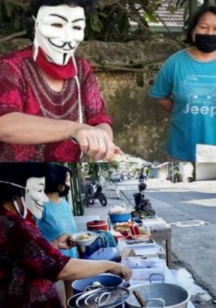 Foto lucu orang tak sengaja terpotret di warung Berbagai sumber