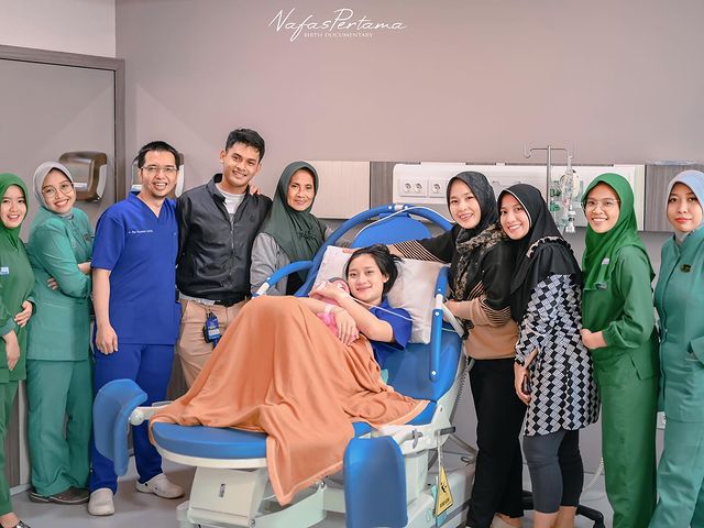 Yeni Inka tampil natural © Instagram Yeni Inka tampil natural © Instagram