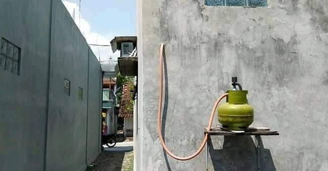 merepotkan diri sendiri © berbagai sumber